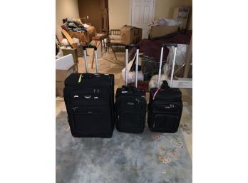 TRAVELING! LOT OF 3 DELSEY LUGGAGES
