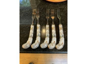 LOT OF 5 COCKTAIL FORK WITH PORCELAIN HANDLE