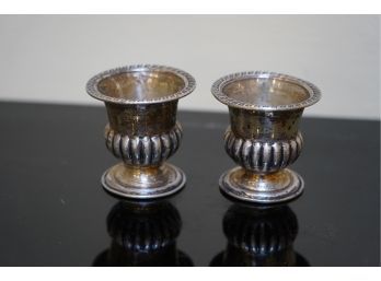 MATCHING PAIR OF SMALL STERLING SILVER SMALL CUPS,  2.5IN HIGH