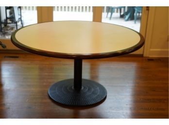 BEAUTIFUL VINTAGE WOOD ROUND TOP TABLE WITH METAL BASE