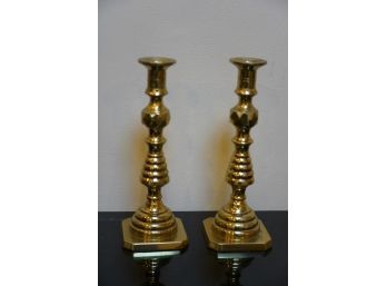 BEAUTIFUL MATCHING PAIR OF BRASS METAL CANDLE HOLDERS, 10IN HIGH