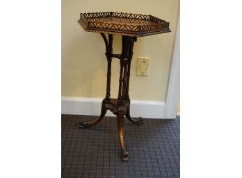 BEAUTIFUL ANTIQUE HEXAGON TOP SIDE TABLE