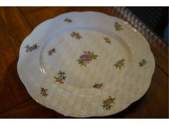HEREND HUNGARY PORCELAIN PLATE (READ INFO)