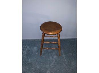 SMALL WOODEN BOWN TABLE