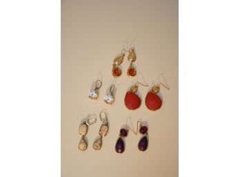 LOT OF 5 PAIRS OF COSTUME JEWELRY EARRINGS