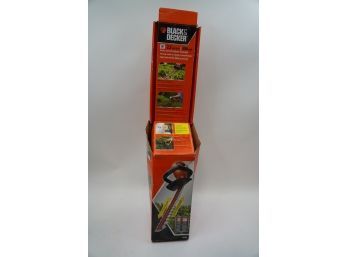 BLACK&DECKER 22 IN DUAL-ACTION HEDGE TRIMMER-COMES WITH BOX