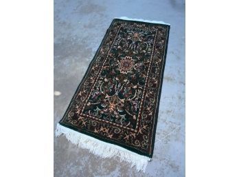 JONNA ACCENT CARPET WITH DARK GREEN/BROWN COLOR