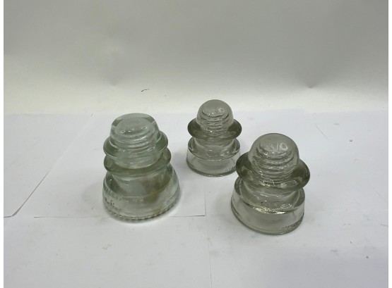 LOT OF 3 VINTAGE CLEAR GLASS TOPPERS DECORATION