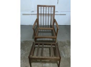 GREAT PROJECT VINTAGE WOOD CHAIR WITH FOOT OTTOMAN