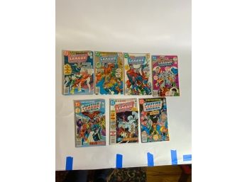 LOT OF 7 DC COMIC BOOKS 50 CENTS, A10