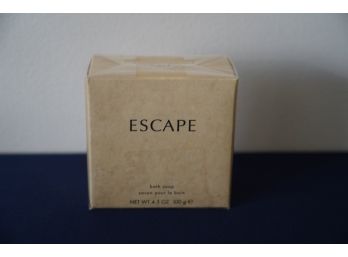 New Sealed Escape Bath Soap Savon Pour Le Bain 4.5 OZ