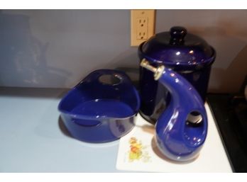 Vintage Dark Blue 3 Piece Kitchen Set Includes A Jar With Lid
