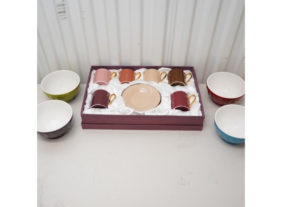 Plate And Mugs Box Set