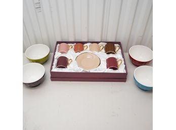 Plate And Mugs Box Set
