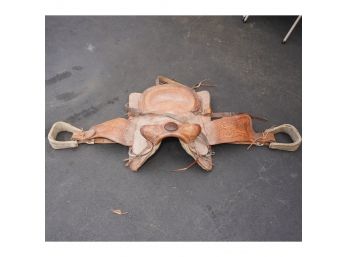 Gorgeous Leather Horse Saddle, Great Condition