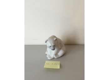 Polar Bear Sitting Down Lladro Made In Spain
