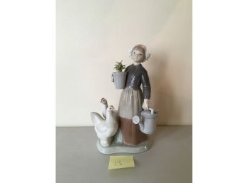 Women Housewife With Duck Lladro Made In Spain