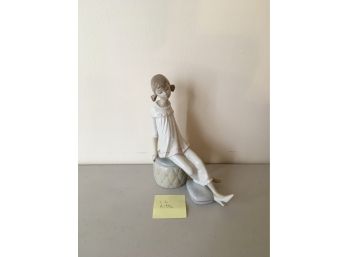 Women On Chair & Ottoman Lladro Made In Spain