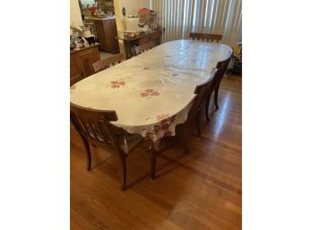 Dinning Room Table With 3 Leafs And 6 Chairs With Pads