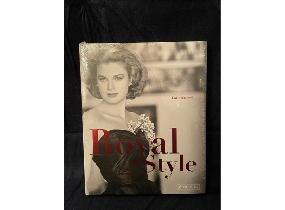 ROYAL STYLE BY LUISE WACKERL