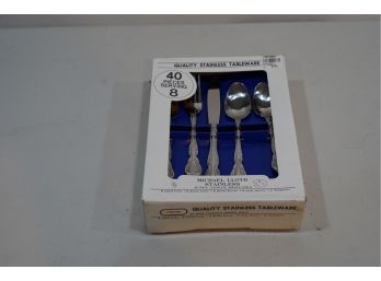 40 Pc Stainless Tableware Set