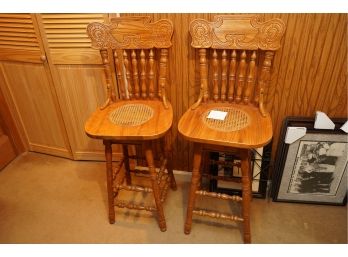LOT OF 2 WOOD BAR CHAIRS