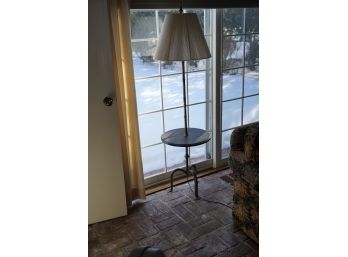 TALL LAMP WITH ROUND TABLE  STONE