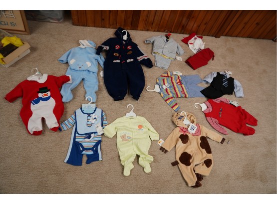 LARGE LOT OF BABY CLOTHES
