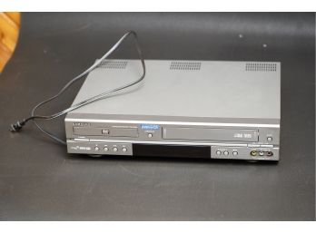 SAMSUNG DVD AND VCR PLAYER