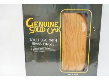 NEW IN BOX GENUINE SOLID OAK TOILET SEAT 17X14.5X2.5 INCHES