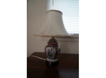 SMALL ASIAN STYLE LAMP, 15IN HEIGHT
