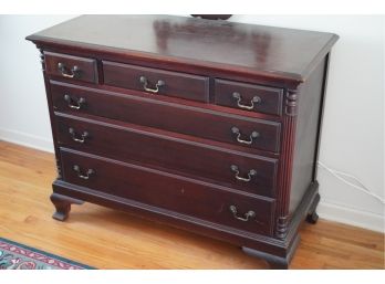 AMERICAN WOOD DRESSER WITH 6 DRAWERS