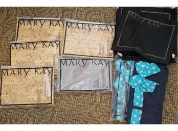 MARY KAY SMALL BAGS
