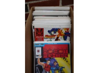 LARGE LOT OF VARIETY OF COMIC BOOKS