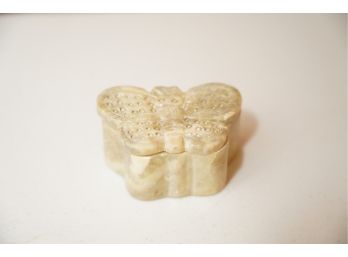 SMALL SOAP STONE TRINKET BOX, 1IN HEIGHT