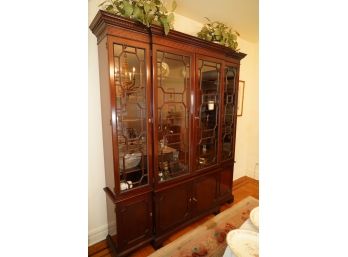 GORGEOUS ANTIQUE WOOD HUTCH WITH KEY, GREAT CONDITION!!