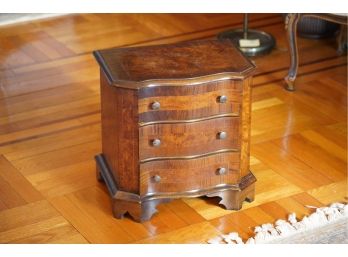 SMALL 3 DRAWERS CABINET NIGHT TABLE