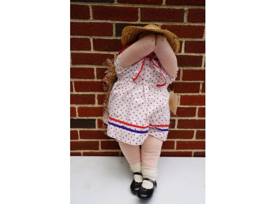 WHITE AND GREEK ARTS & GRAFT DOLL 'RUTHIE'