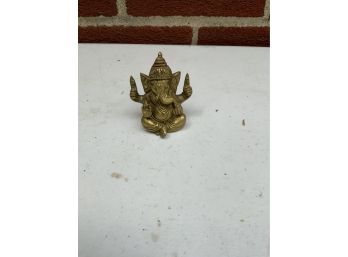 SMALL BRASS METAL DECORATION, 2IN HEIGTH