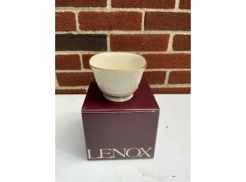 LENOX MADE IN USA SMALL BOWL, 4IN HEIGHT