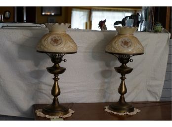 PAIR OF ANTIQUE BRASS LAMPS WITH GLASS SHADE, 23IN HEIGHT