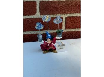 NEW DISNEY WORLD DECORATION, 5IN HEIGHT
