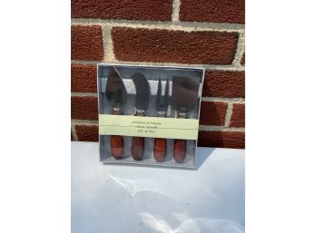 NEW USTENSILES DE FROMAGE CHEESE UTENSILS SET OF FOUR