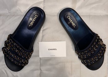 CHANEL Tropiconic Sandals Slides Chain Black Gold Like New Size 42 MSRP $1,800