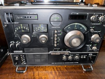Sony CRF-320 World Z One FM, Vintage Sony Radio 
