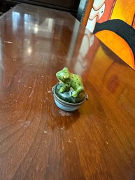 Mini Frog Trinket Box