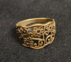 Vintage Ornate Design Sterling Silver Ring Size 9.75