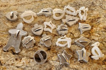 Vintage Assortment Of Cookie Cutters