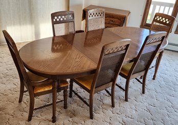 Vintage BROYHILL CONOVER Large Dining Table With Chairs