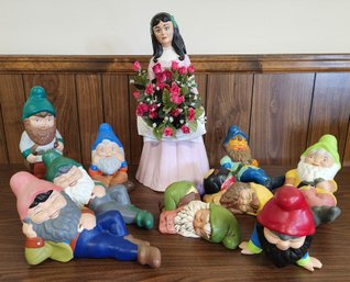Vintage 1981 Ceramic SNOW WHITE AND THE 9 DWARVES Style Yard Knomes